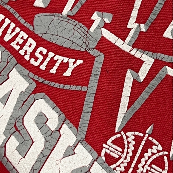 Vintage University of Wisconsin Badgers NCAA Collegiate 1990s Sweatshirt - Picture 3 of 5